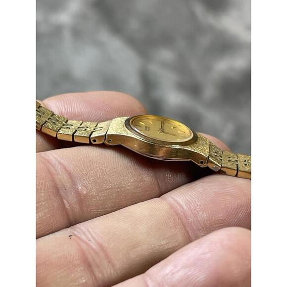 Vintage Seiko  Women Watch Gold Tone Gold Dial Round 2Y00-0019 !! Parts/Repair ! - Picture 12 of 14